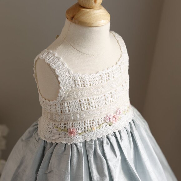 Dupioni Silk and 100% Cotton Crochet Dress Boutique Rare Find GORGEOUS NWT - Picture 3 of 7